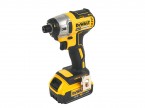 Аккумуляторный шуруповерт Dewalt DCF 886 M2