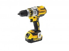 Аккумуляторная дрель - шуруповёрт Dewalt DCD 990 M2. Бесщёточная дрель 18В (4 А/ч)